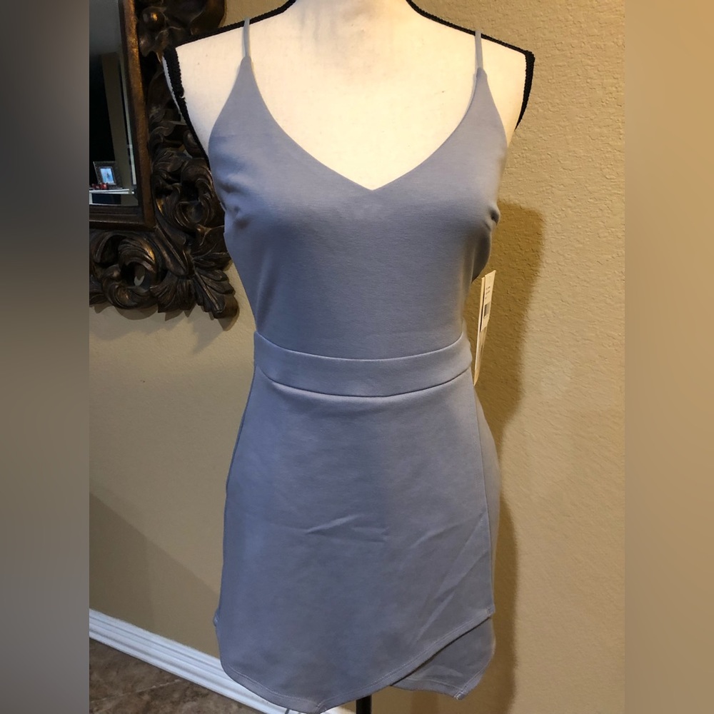 NWT womens‎ romper size medium -b2